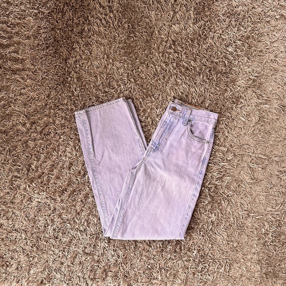 Levi's High Waisted Pale Pink Wash Straight Jeans - Picture 3 of 5